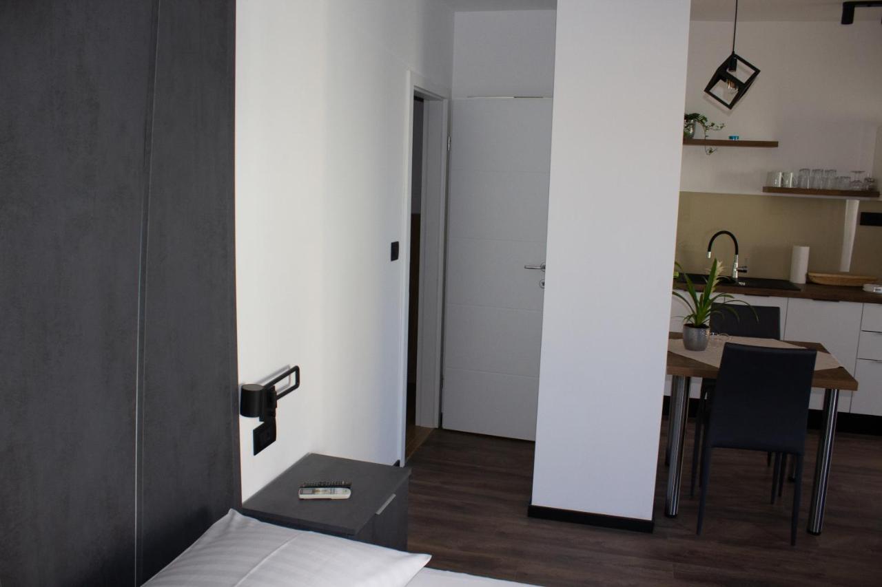 Apartments Villa Jelena Водице Екстериор снимка